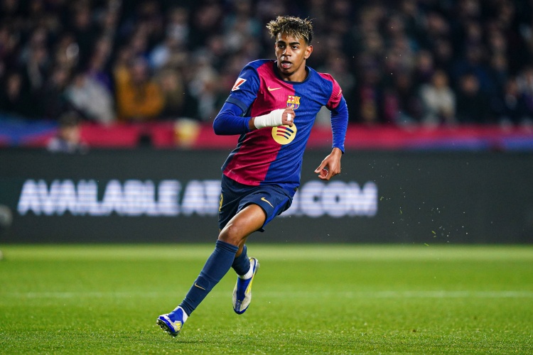 西媒：亚马尔母亲不满儿子生日派对大操大办，但无法阻止